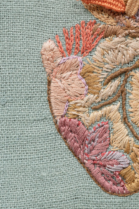 (detalle 2) corazón contento.jpg