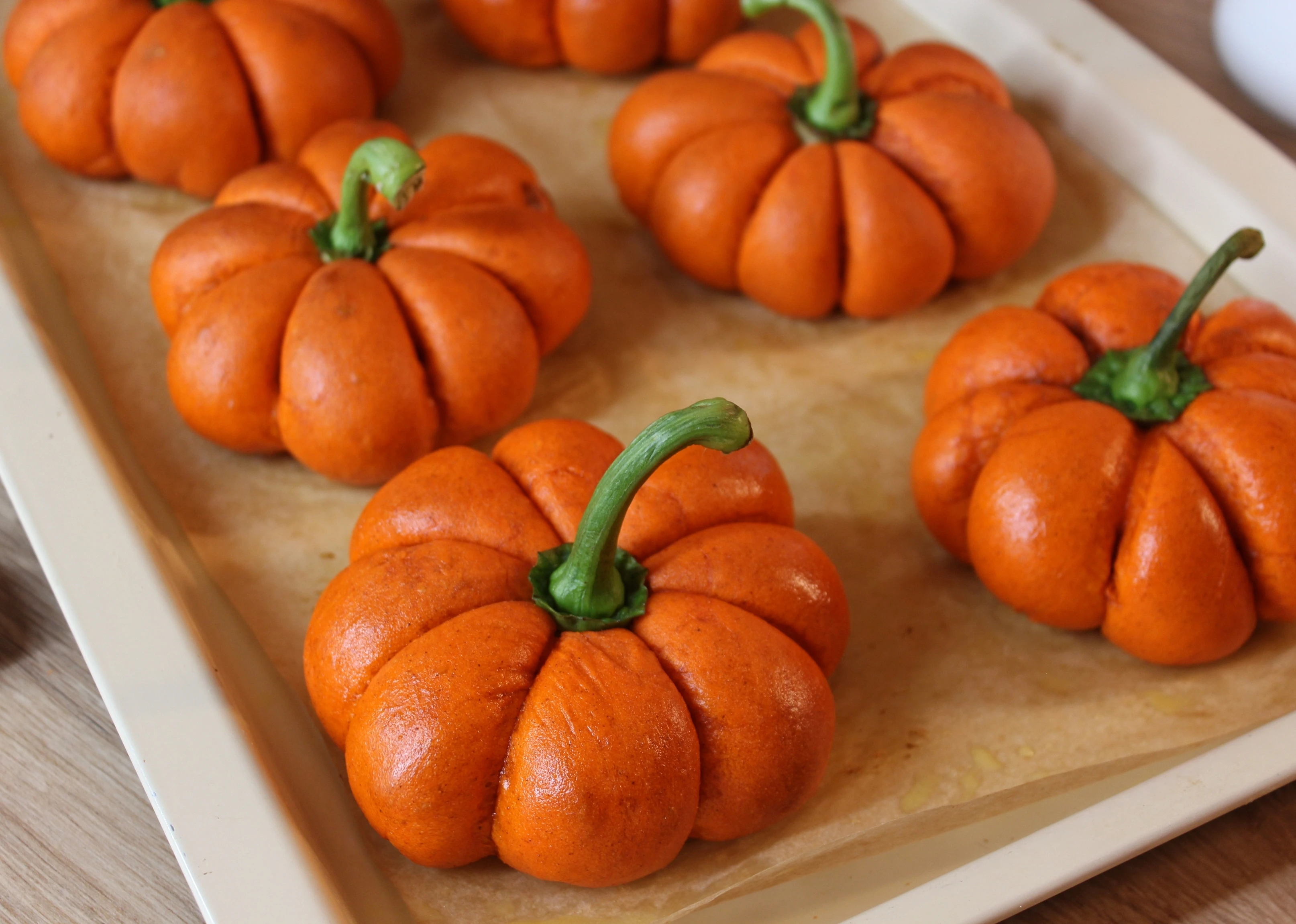 Pumpkin Cheesecake Stuffed Bread Rolls