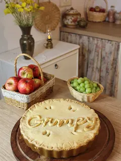 Snow White's Gooseberry Pie 