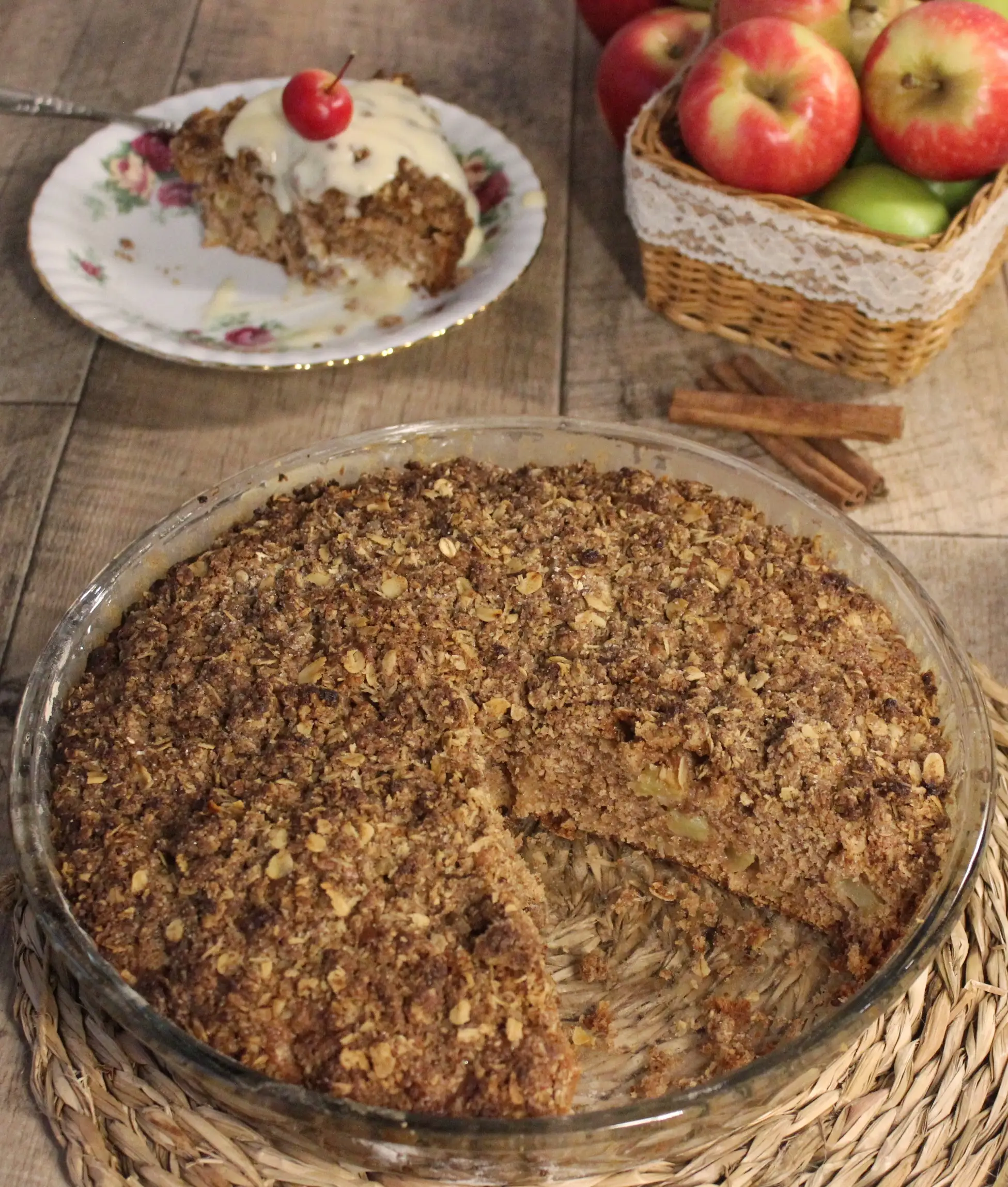 apple crumble cake