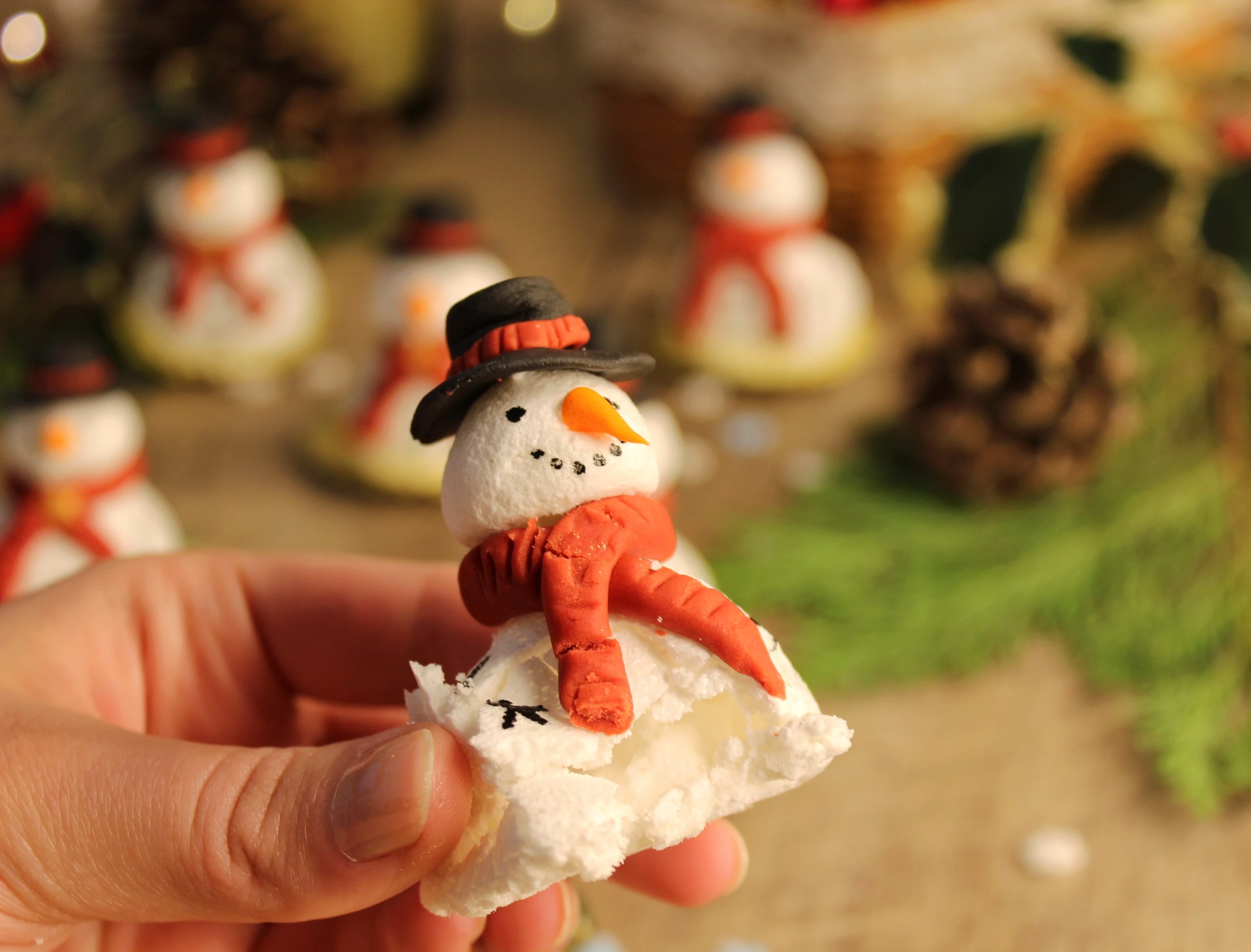 Snowman Meringue Cookies