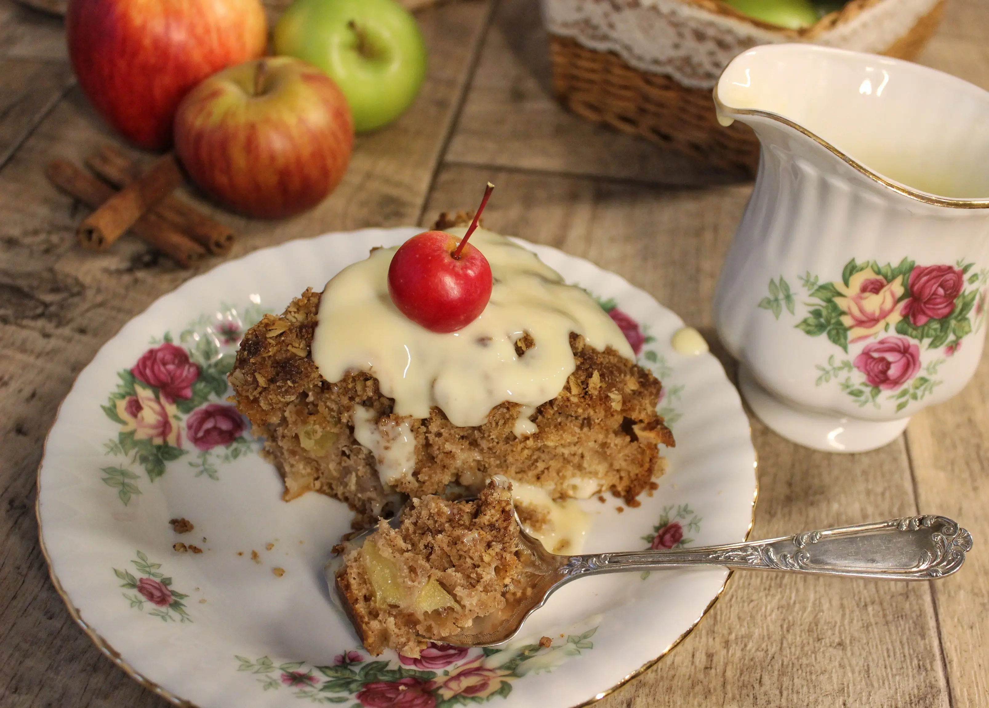 apple crumble cake