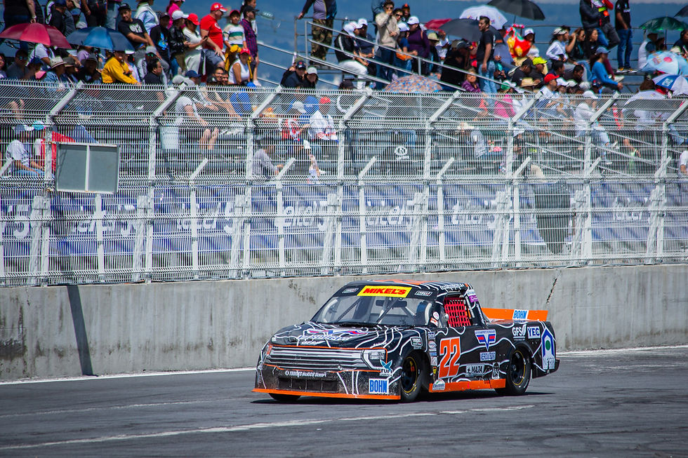 Santiago Cruz, originario de Quintana Roo, llega con la motivación de que por primera ocasión correrá en casa. Se ha mostrado con buen ritmo en las 2 primeras fechas dentro de Trucks México Series.