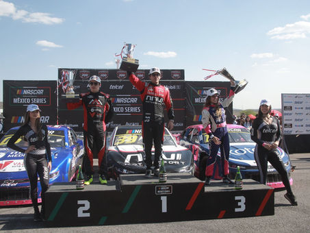 Triunfa Rubén García en NASCAR México