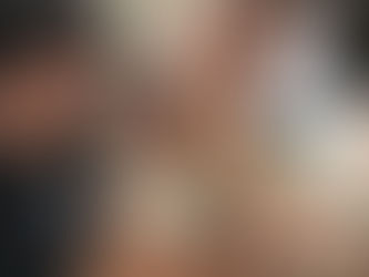 🌟 ¡Celebremos el nuevo año — together / juntos! 🎉 ¡Noche de juegos! / Word Game Night! 🗓️ Viernes, 16 de enero 🕖 19:00 h📍Sant Domènec, 32 🗣️ Practica español e inglés con mímica, risas y buena compañía. 🧀🥂 Trae un/a amig@ y algo para picar, o una bebida,… 😄 ¡y tu sentido del humor!