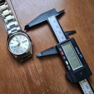 Seiko 5 SNXS73
