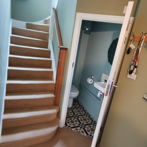 full scale cloakroom fitted in Dulwich and plumbed