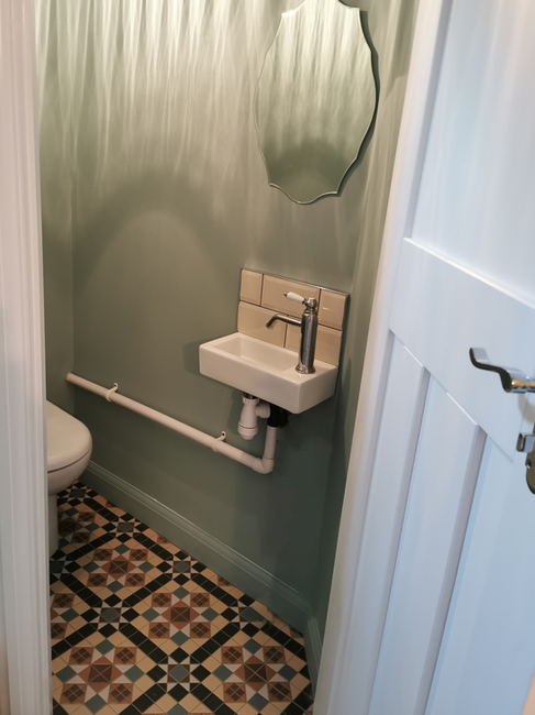 new miniature cloakroom basin plumbed by fitnfix Dulwich