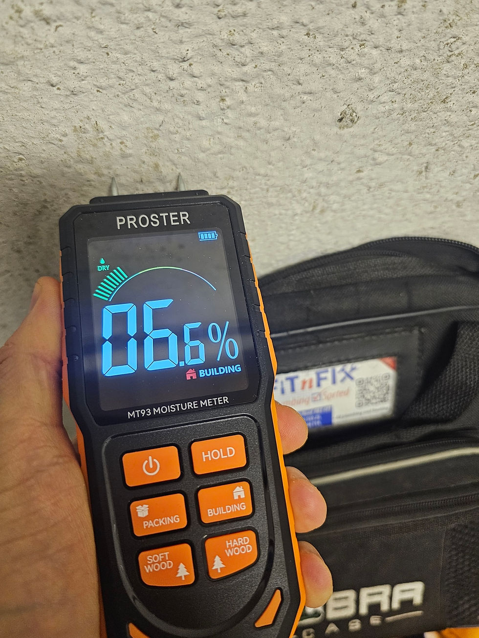 Bromley leak inside concrete wall with moisture meter