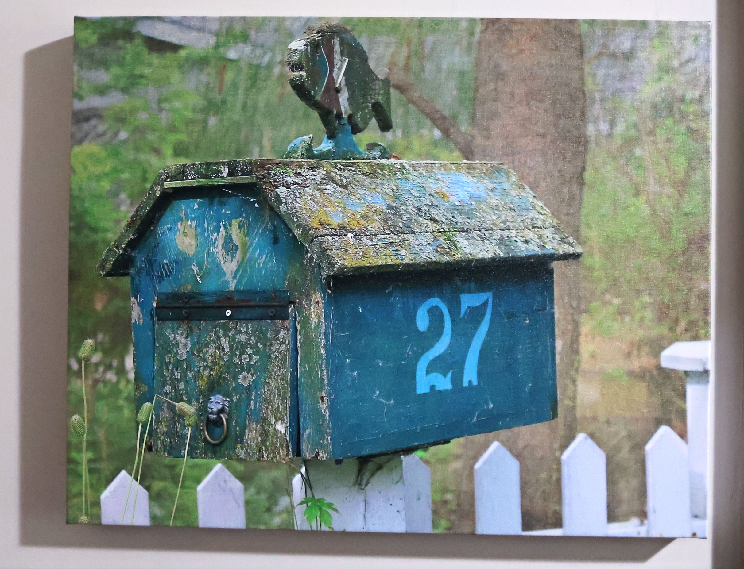 Old World Mailbox