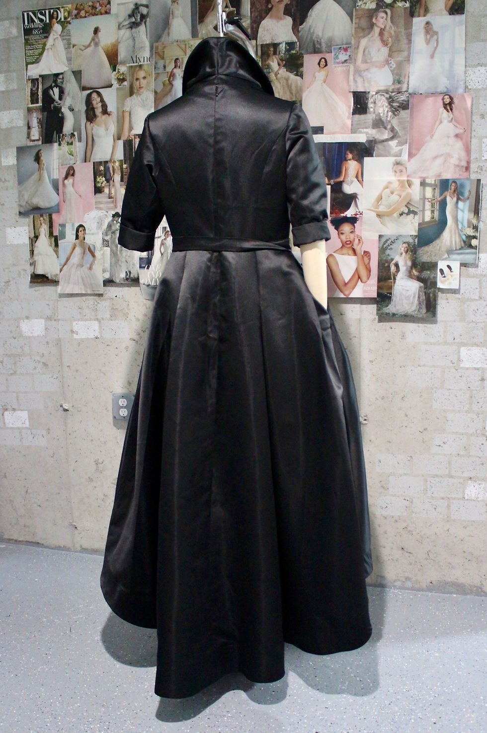 Thumbnail: Black Satin  Mother of the Bride/Groom Gown