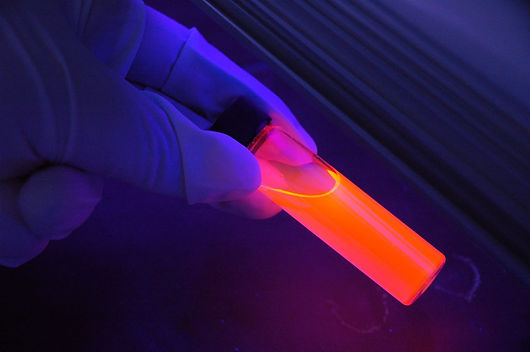 glowing-2245832_1920.jpg