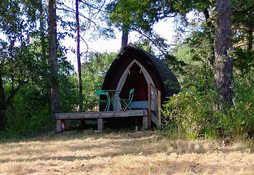 Hutte-solo-jacinthe-ecocamping-du-larzac.jpg