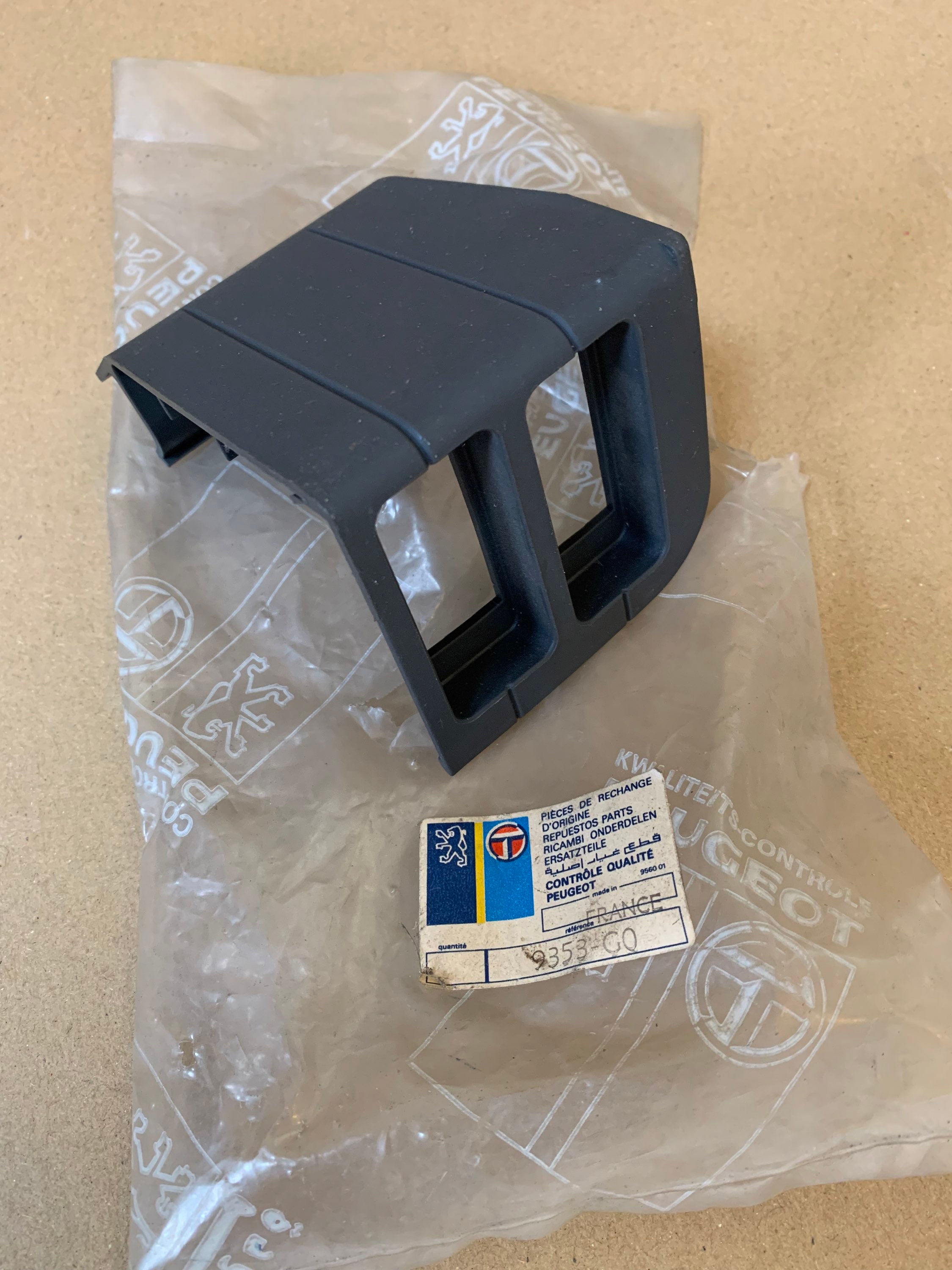 Peugeot 205 Gti Electric Window Switch Support, Passengers, N.O.S 9353.G0