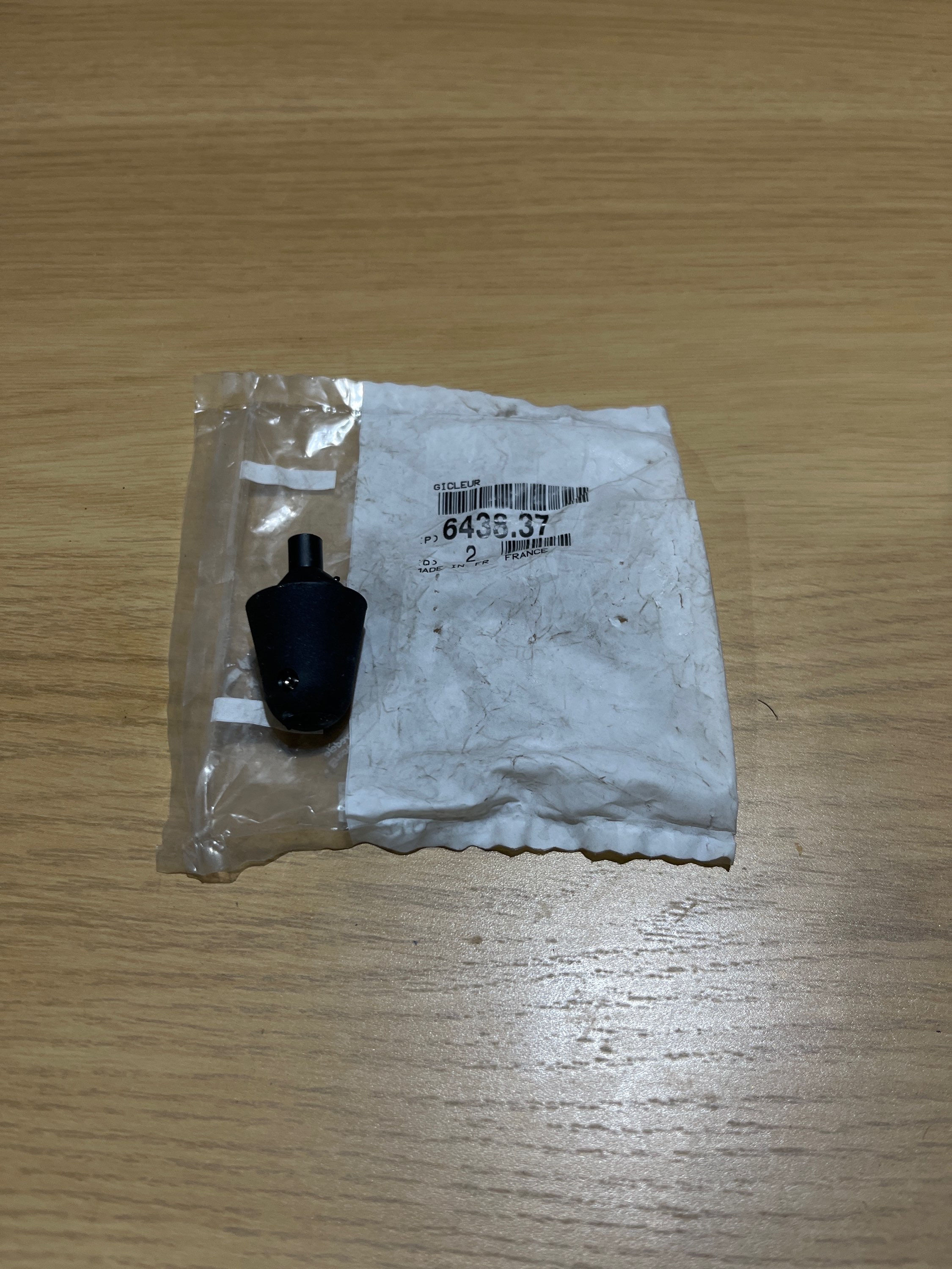 Peugeot 205 Rear Windscreen Washer Jet, Genuine NOS