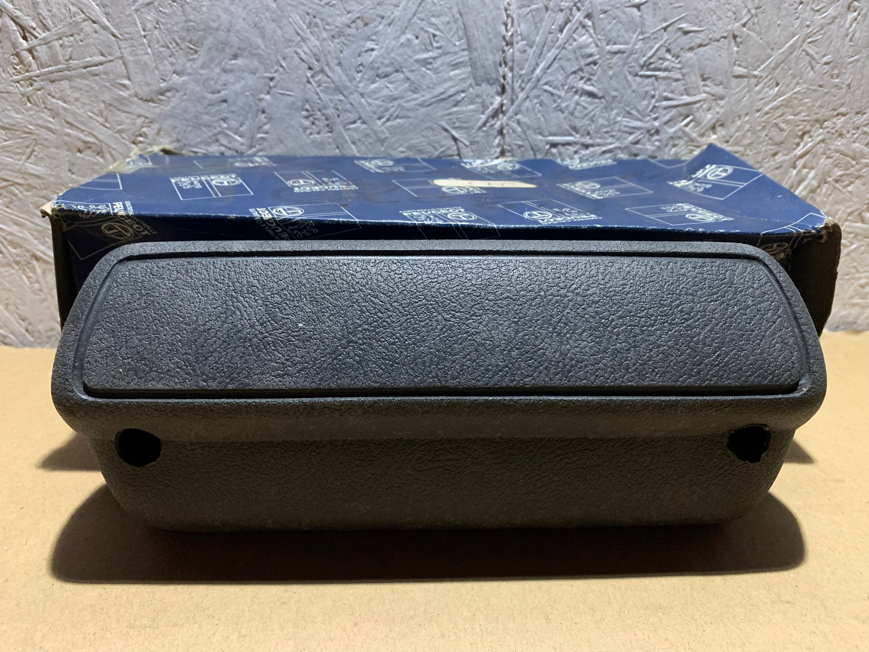 Peugeot 205 Door Armrest, Phase 1 N.O.S 9319.29