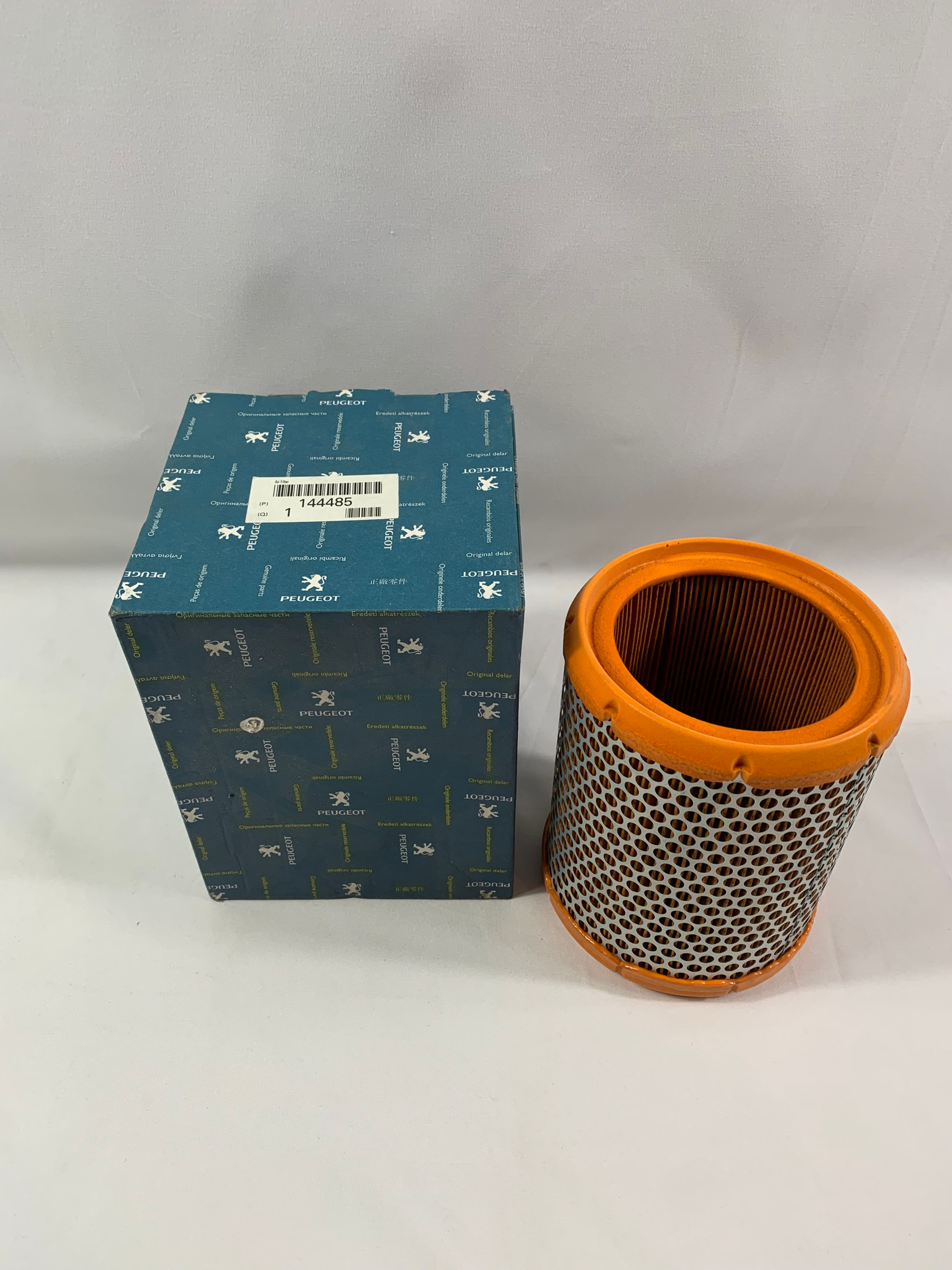 Peugeot 205 Air Filter, N.O.S 1444.85