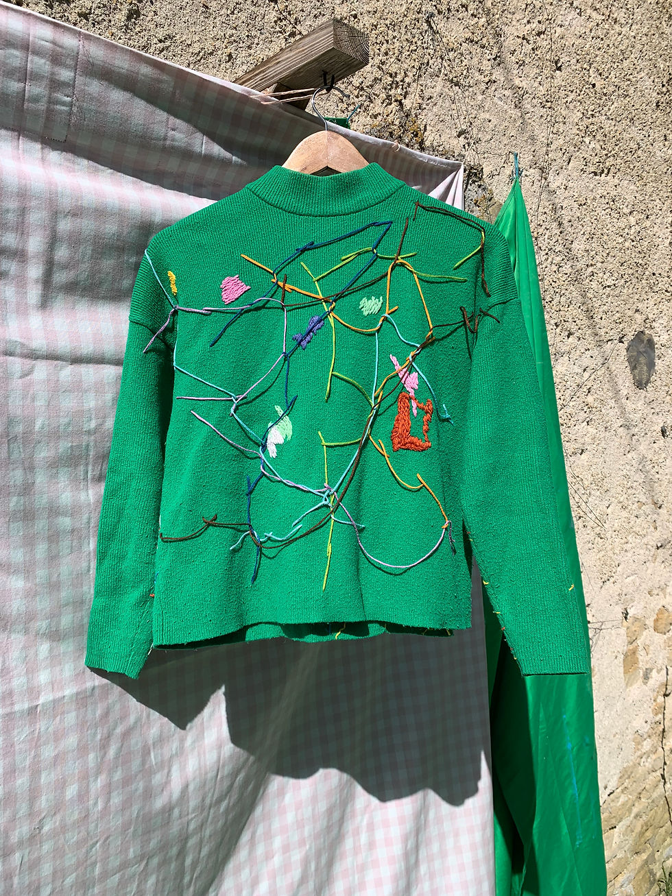 GREEN REVERSIBLE EMBROIDERED JUMPER