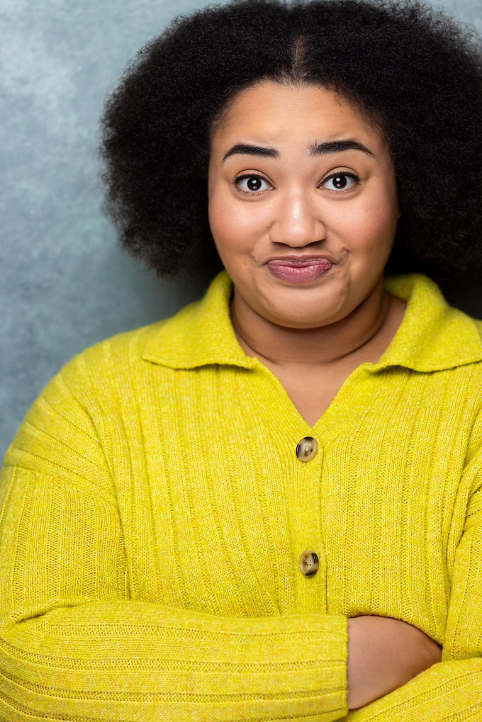 Comedic Headshot 25'