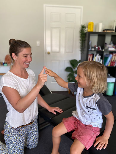 Dr Hayley Korff n- Cedar Chiropractic