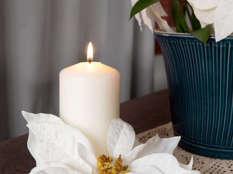 Ofrecemos un servicio memorial que transforma los restos mortales en cenizas de manera digna y respetuosa, asegurando un proceso cuidadoso en cada etapa.
