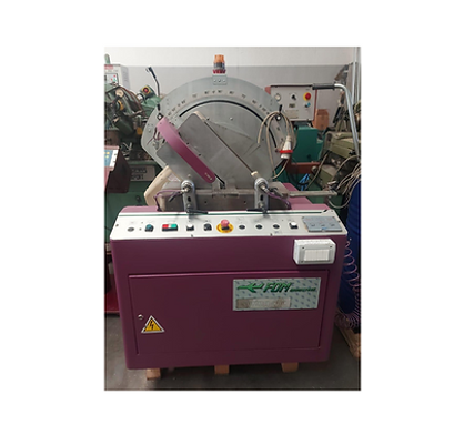 alt="Troncatrice FOM SPRING 45A semiautomatica con lama da 450 mm e inclinazione pneumatica"