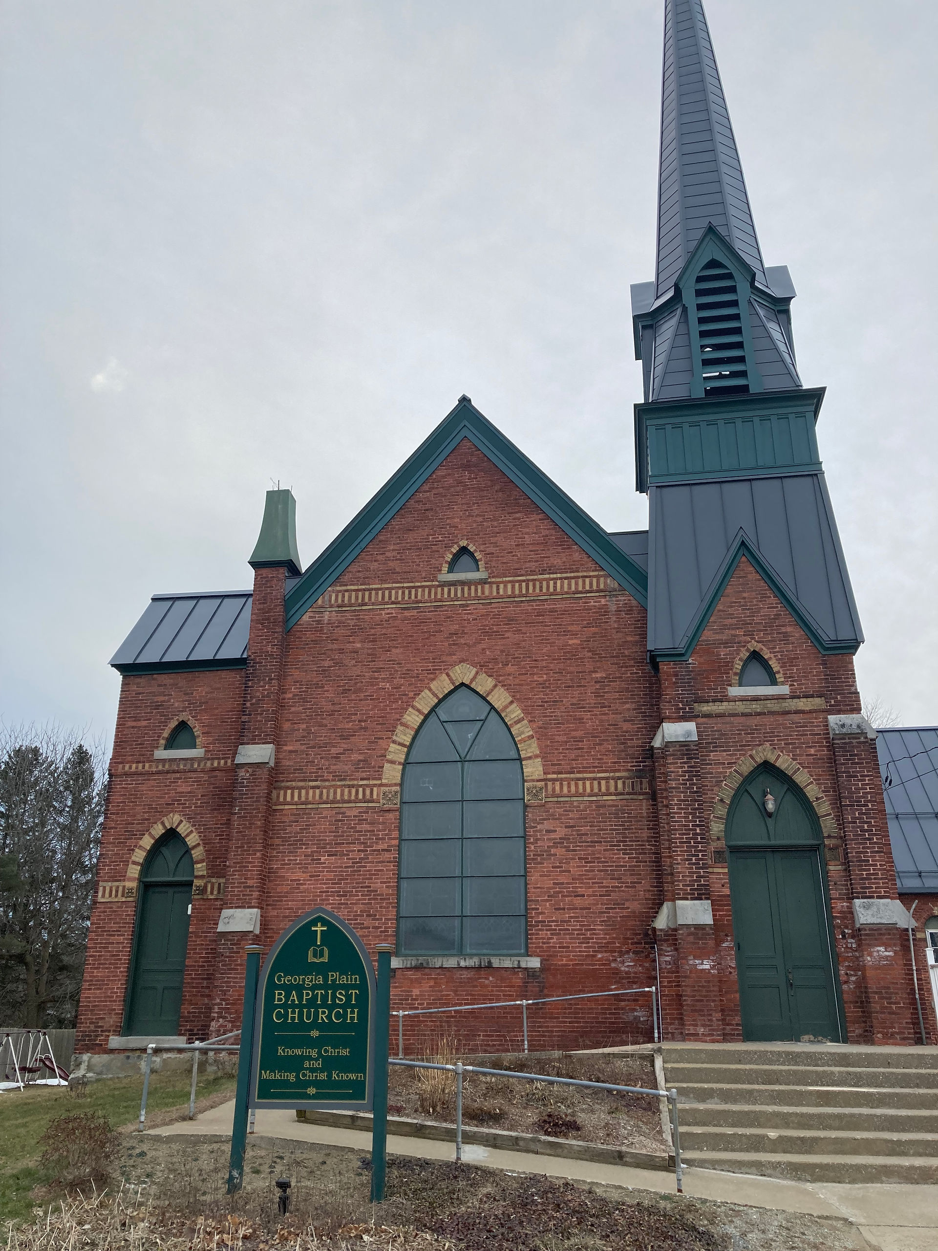 (Almost) always, there's at least one church