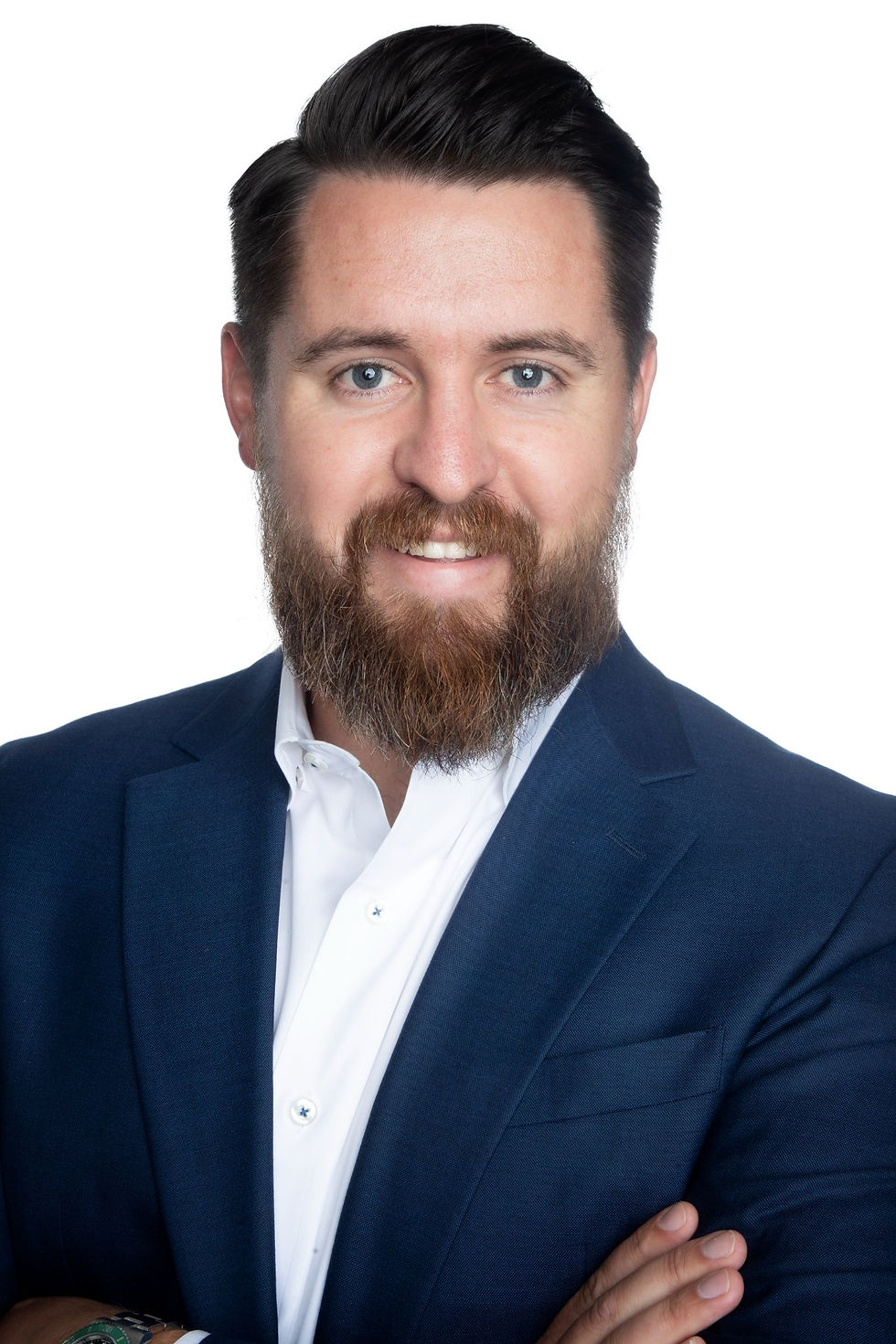 Headshot Photography for Professionals in NYC Man in suit professional business real estate headshot