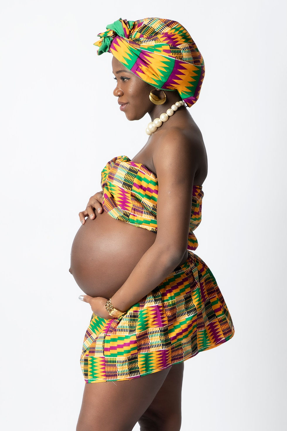 Maternity Photoshoot Couple pregnant mom