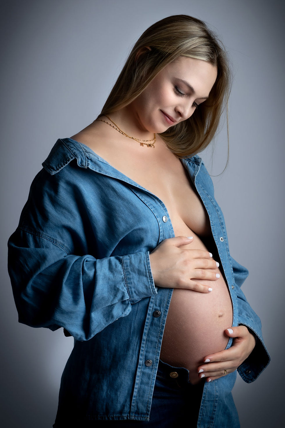 Book your shoot for beautiful, angelic maternity photos for all soon-to-be-parents! A perfect way to capture this unique life moment of having a baby. Yoni Levy / Tals Studio offers a personalized photography experience focusing on your moments and connection with pregnancy, and your soon-to-be newborn baby. Elena, 6 months pregnant, looks as stunning as ever dressed in a blue denim jacket from Calvin Klein and will remember these precious moments forever. Book a perfect Maternity photoshoot, just like Elena, to capture the graceful, elegant, and important experience of carrying your sweet baby for all pregnant mothers at any stage and any trimester. Complimentary styling and wardrobe services offered.       What's Included:  - 2 Hour Session - $249  - 15 Final retouched images  - 100-120 Pictures  - Unlimited Poses / Sittings / Changes  - Hi-Resolution Copies Perfect for Print  - Low-Resolution Copies Perfect for Online  - Bring your own wardrobe fabrics and an additional wardrobe is on-site to be used in the photoshoot  - Immediate family welcome to join in your photoshoot  - Online Gallery for Proofing  - Full usage rights  Book online today! www.talsstudio.com/modeling  Call Us at: (646) 300-2216  We look forward to meeting you!