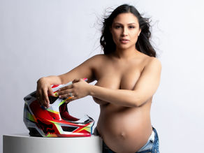 Maternity Photographer 2 Hour Session - $249