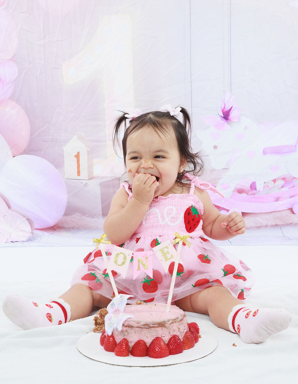 Baby cake smash photographer Manhattan NYC