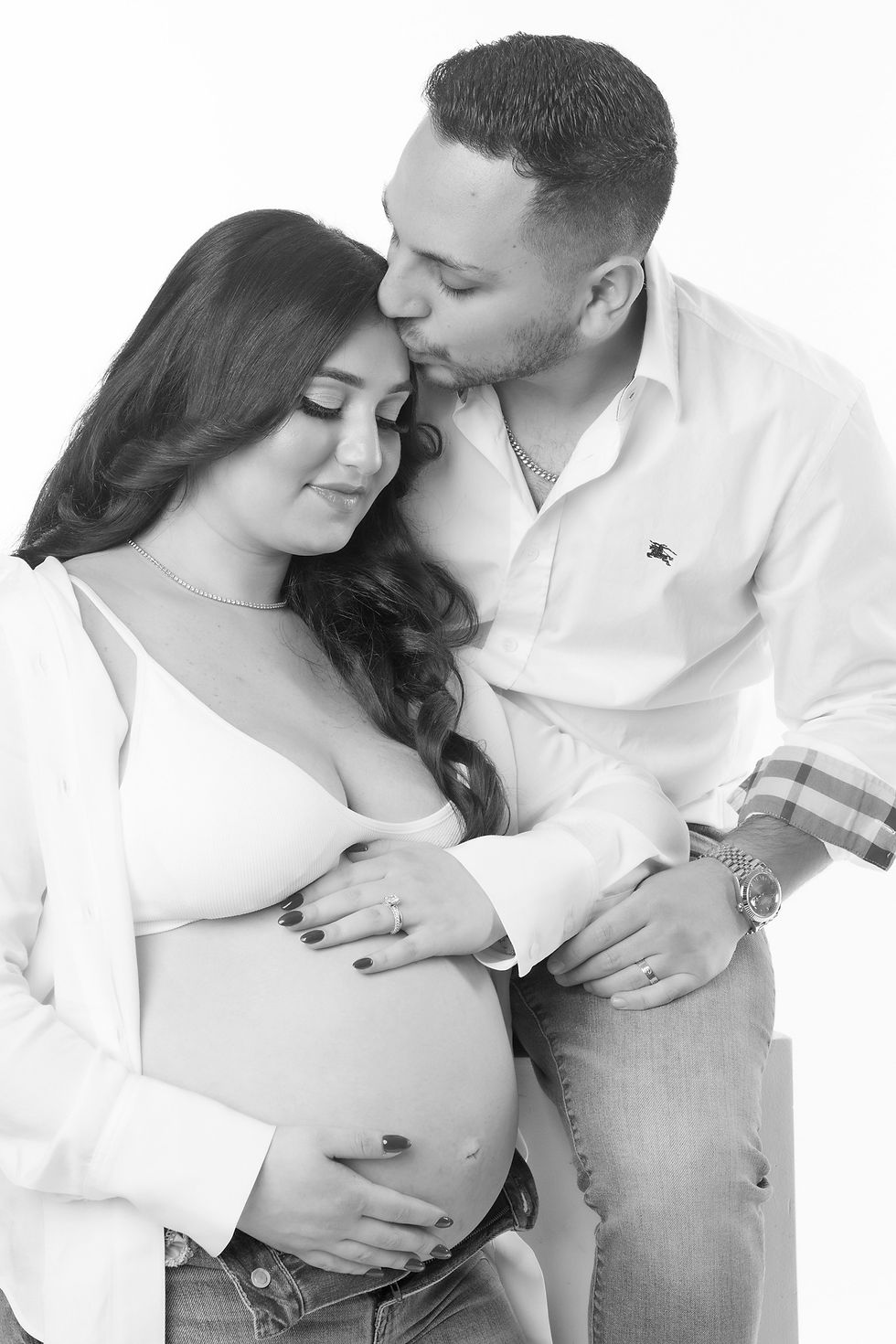 creative maternity photoshoot ideas NYC