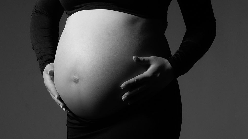 Professional maternity portraits NYC