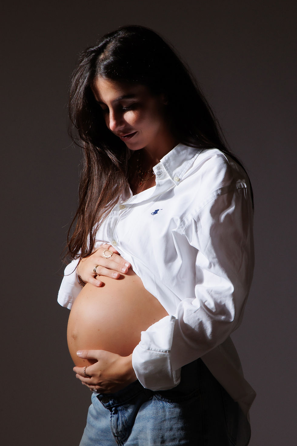 Professional maternity portrait photography in Manhattan