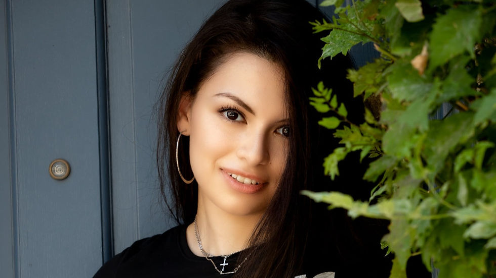 Lifestyle Photographer in NYC 4 Hr Outdoor Lifestyle Photography Session Anywhere in Manhattan $499