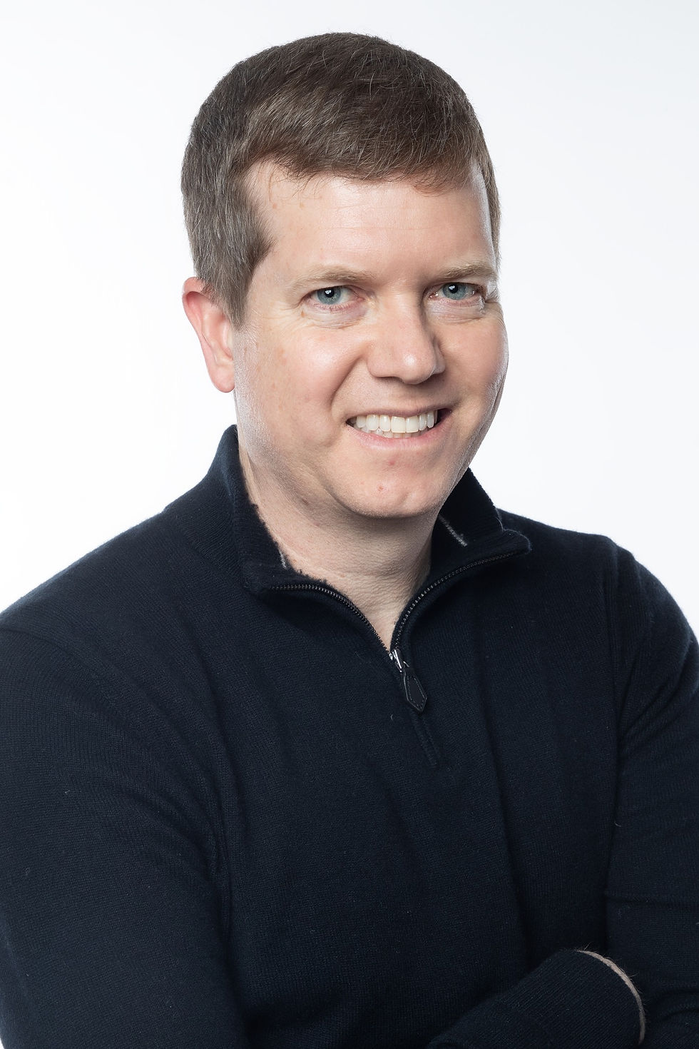 Headshot Photography for Professionals in NYC Man in suit professional business real estate headshot