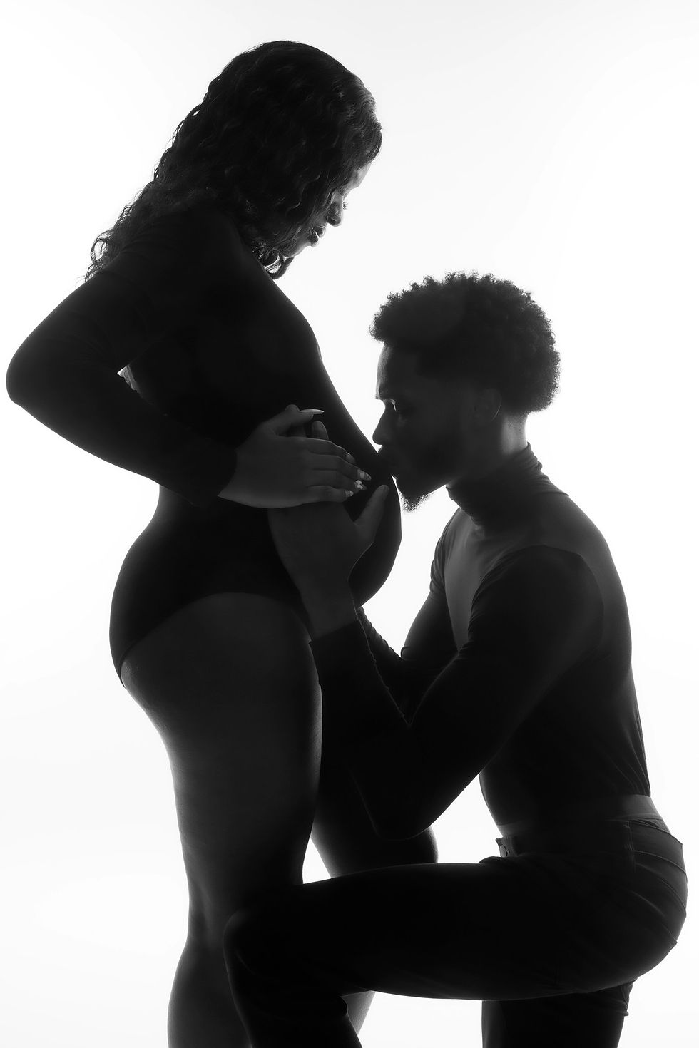 Maternity Photoshoot Couple pregnant mom