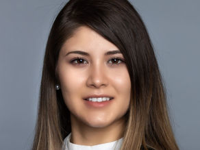 Professional Headshot Photographer in NYC Headshots For Modeling, Acting, Lawyers, LinkedIn,