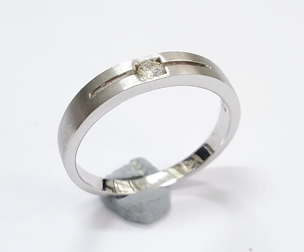 18K White Gold Diamond Ring (V1255R)