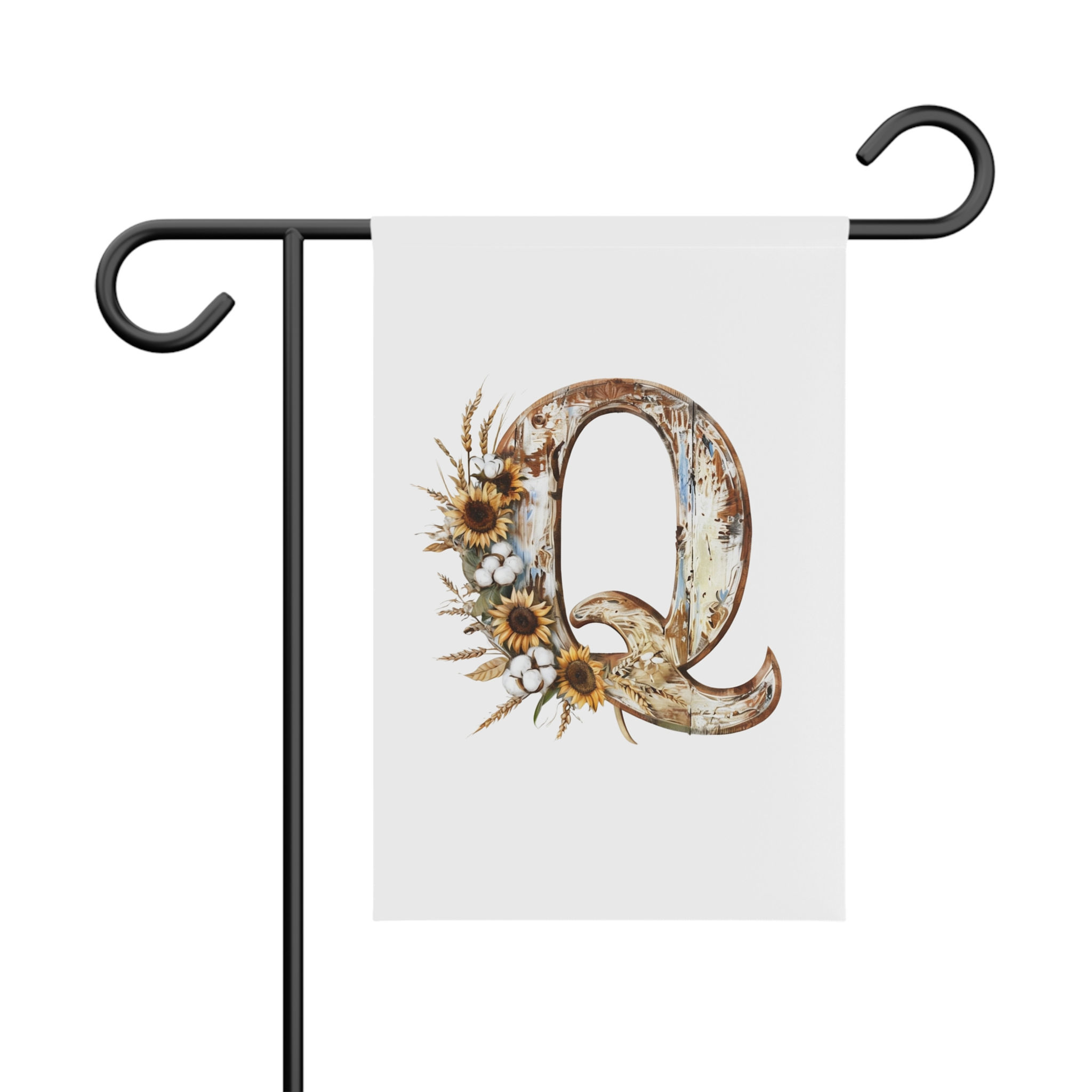 Country Letter 'Q' Garden Banner