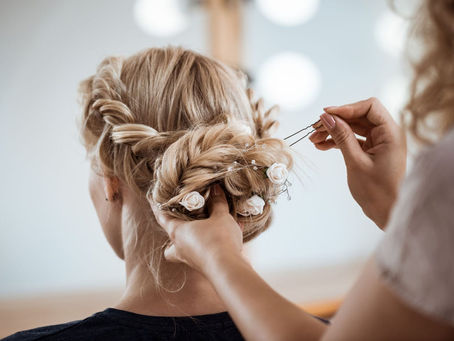 Get the Perfect Wedding Hairstyle in Toronto: Your Simple Guide