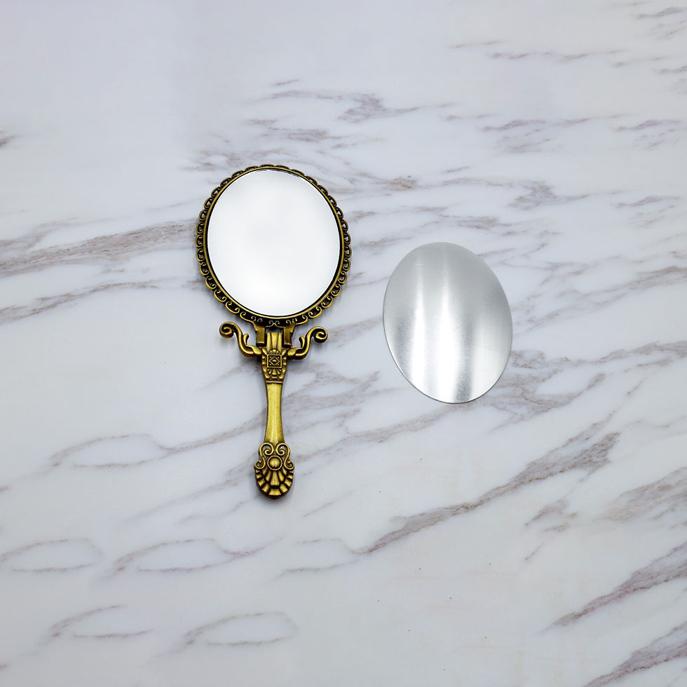 1pc Retro Handheld Portable Mirror With High Gloss Plating, Engraved Flower Desi