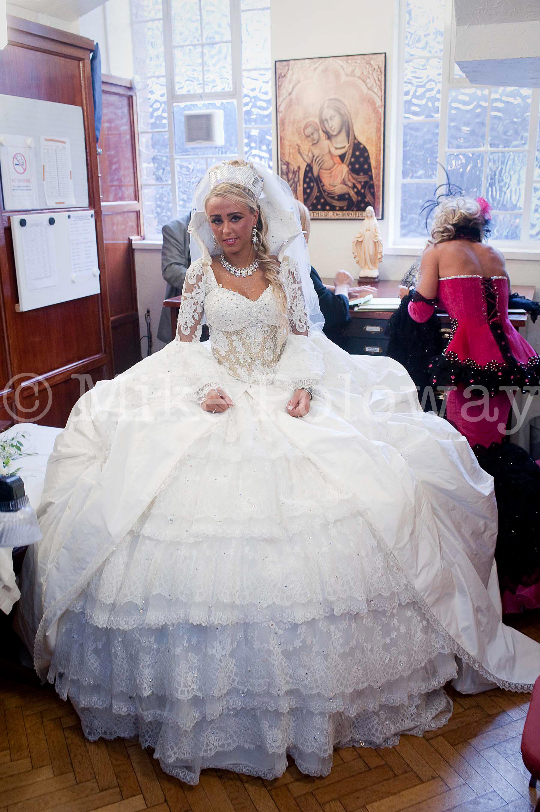 Gypsy Wedding Poloway