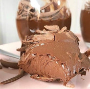 Mousse chocolate cetogênico. Sobremesa keto lowcarb