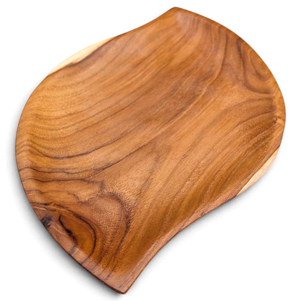 Amber party snack dish with expressive natural teak grain