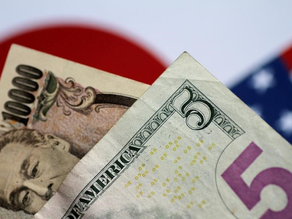 Asia FX upbeat as rate cut bets dent dollar; yen on intervention watch