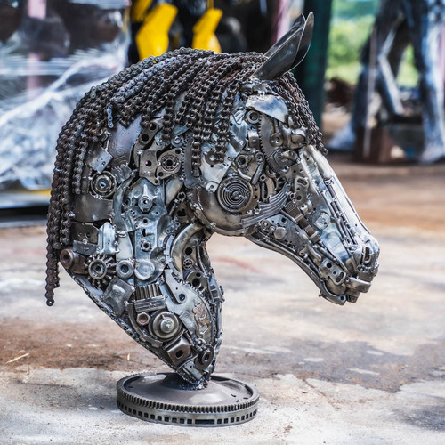 Horse head scrap metal artwork | mari9art