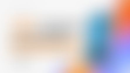 Visual cover illustrating intelligent automation with N8N, showing a phone with workflow icons and the article title in English.