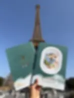 Private jet catering service in Paris with gourmet presentation